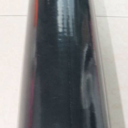 黑色阻燃光面包管